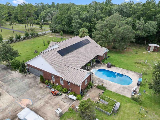 5984 Happy Hollow Dr, Milton, FL 32570