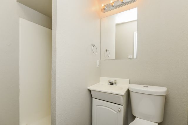 841 Hackamore Street, White Settlement, TX 76108