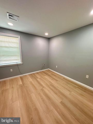 44 TYRELL AVE, Trenton, NJ 08638