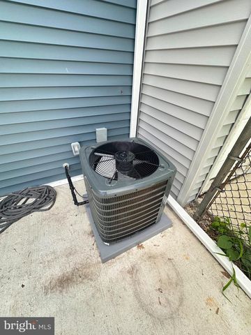 44 TYRELL AVE, Trenton, NJ 08638
