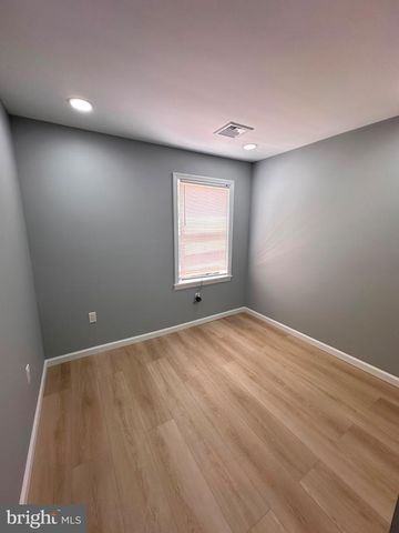 44 TYRELL AVE, Trenton, NJ 08638