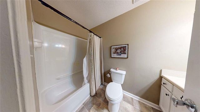 33 E Boxwood Drive SE, Cartersville, GA 30121