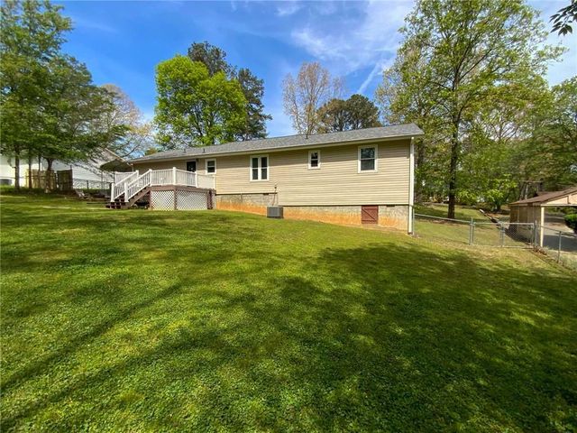 33 E Boxwood Drive SE, Cartersville, GA 30121