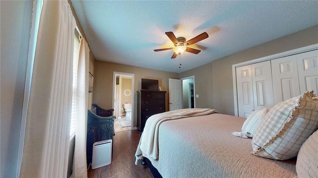 33 E Boxwood Drive SE, Cartersville, GA 30121