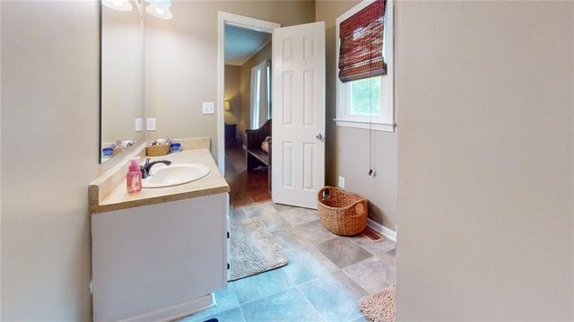 33 E Boxwood Drive SE, Cartersville, GA 30121