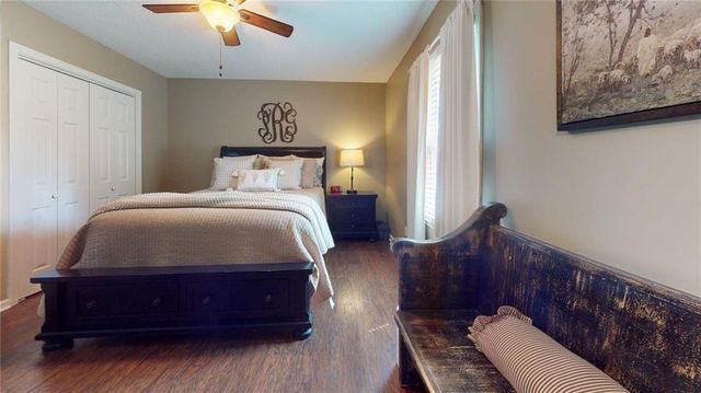 33 E Boxwood Drive SE, Cartersville, GA 30121