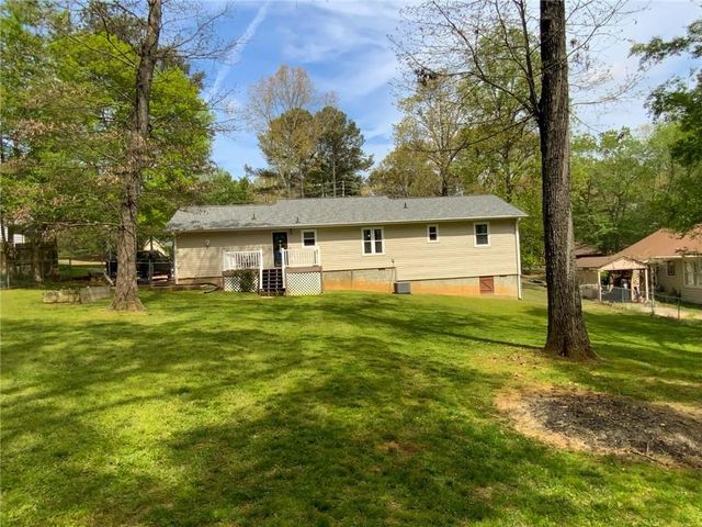 33 E Boxwood Drive SE, Cartersville, GA 30121