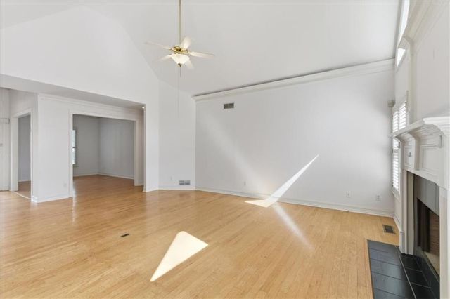2021 Cockrell Pointe NW, Kennesaw, GA 30152