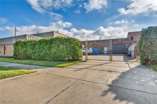 4182 Greenvale Drive, South Euclid, OH 44121