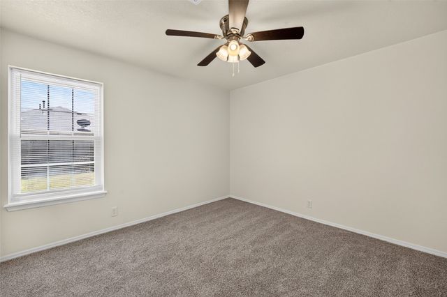 8221 N 122nd East Avenue, Owasso, OK 74055