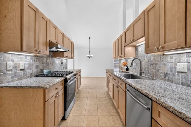 8221 N 122nd East Avenue, Owasso, OK 74055