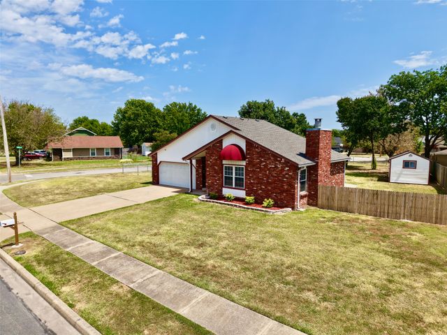 8221 N 122nd East Avenue, Owasso, OK 74055