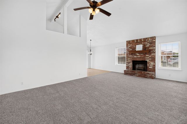 8221 N 122nd East Avenue, Owasso, OK 74055