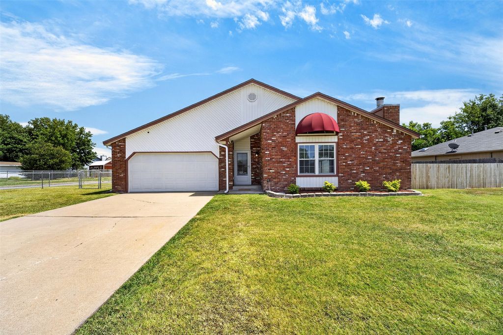 8221 N 122nd East Avenue, Owasso, OK 74055