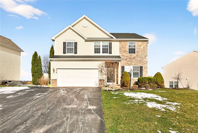 3319 Dandelion Trail, Canandaigua Town, NY 14424