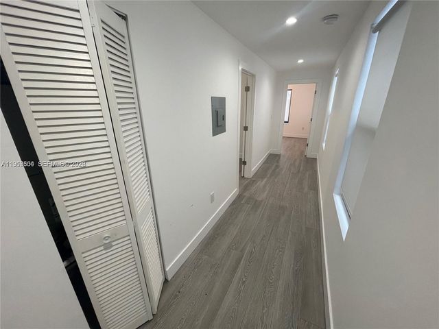 1637 SW 10th St 2, Miami, FL 33135