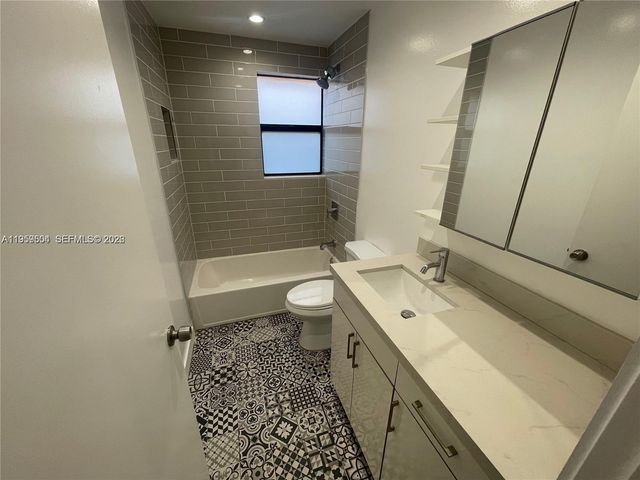 1637 SW 10th St 2, Miami, FL 33135