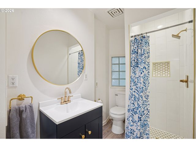 12313 Se OATFIELD Rd, Milwaukie, OR 97222