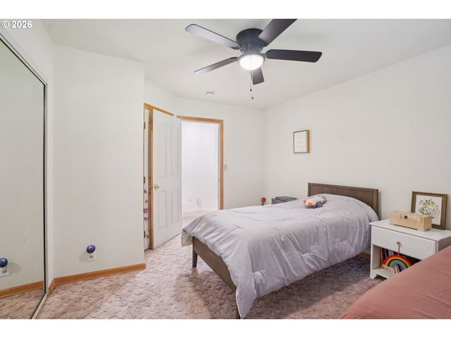 12313 Se OATFIELD Rd, Milwaukie, OR 97222