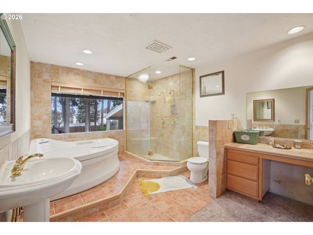 12313 Se OATFIELD Rd, Milwaukie, OR 97222