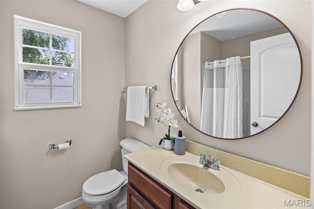 506 E Washington Street, O'fallon, IL 62269