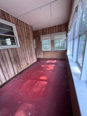 7 Globe St, Attleboro, MA 02703