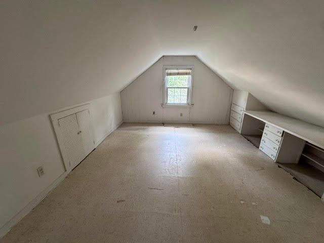 7 Globe St, Attleboro, MA 02703