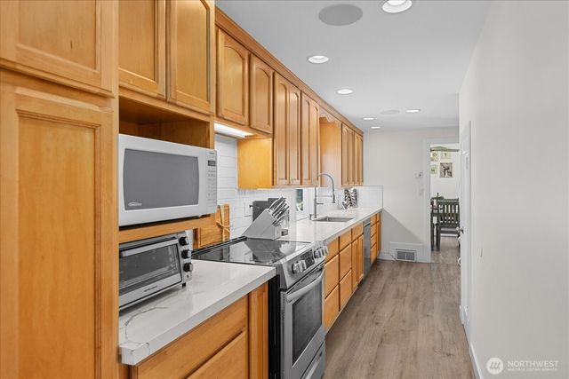 2323 Lexington Avenue, Everett, WA 98203