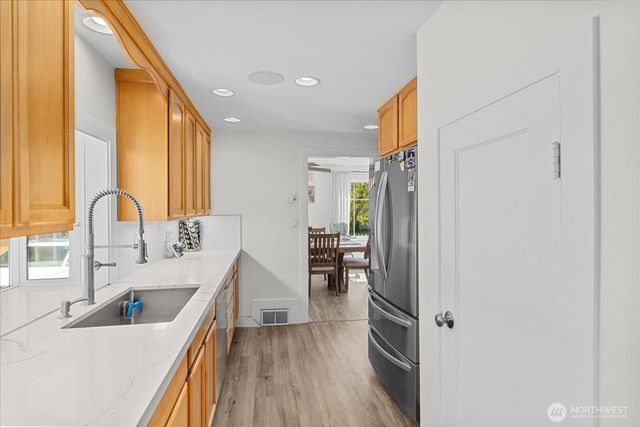 2323 Lexington Avenue, Everett, WA 98203