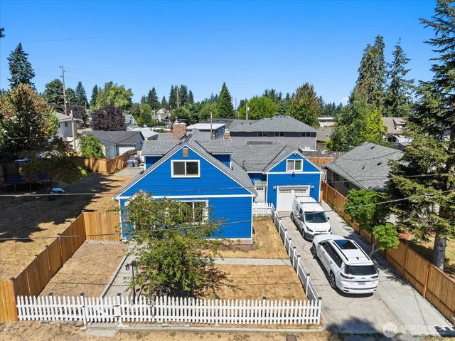 2323 Lexington Avenue, Everett, WA 98203