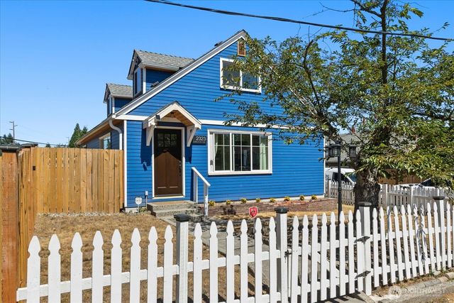 2323 Lexington Avenue, Everett, WA 98203