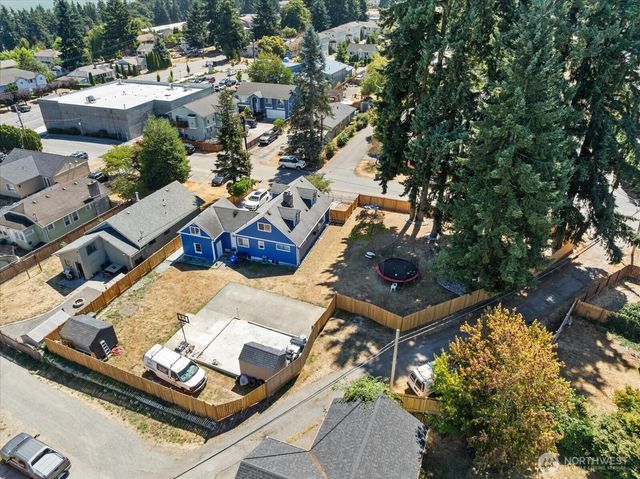 2323 Lexington Avenue, Everett, WA 98203