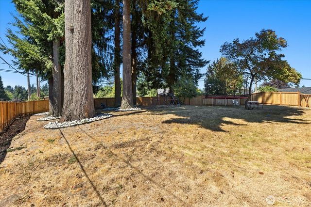 2323 Lexington Avenue, Everett, WA 98203