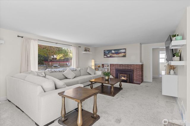 2323 Lexington Avenue, Everett, WA 98203