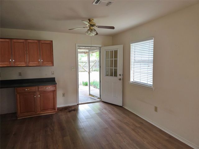 108 S Florence Street, Tioga, TX 76271