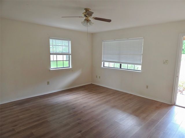 108 S Florence Street, Tioga, TX 76271