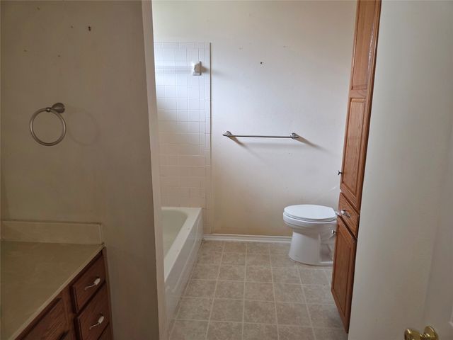 108 S Florence Street, Tioga, TX 76271