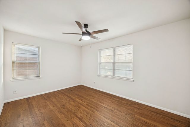 10042 Brockbank Drive, Dallas, TX 75229