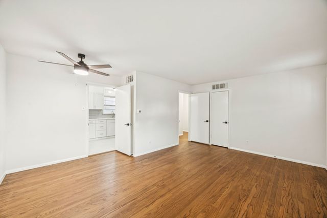 10042 Brockbank Drive, Dallas, TX 75229