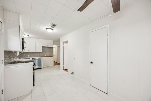 10042 Brockbank Drive, Dallas, TX 75229