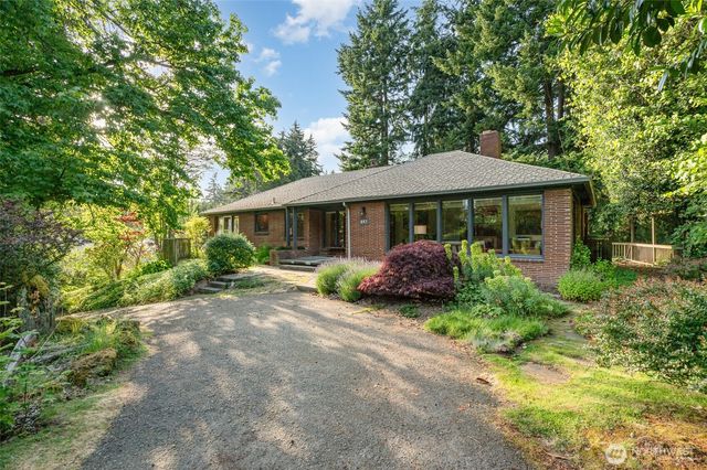 726 N 137th Street, Seattle, WA 98133
