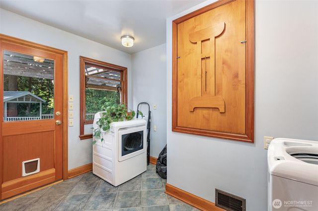 726 N 137th Street, Seattle, WA 98133