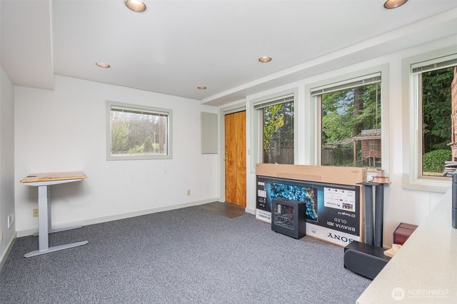 726 N 137th Street, Seattle, WA 98133