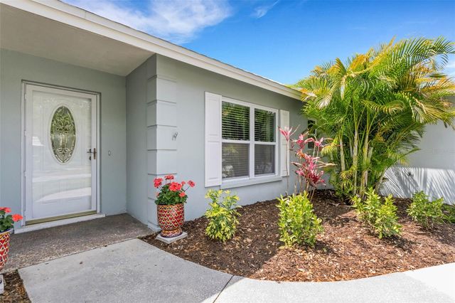 3016 CHASE CIRCLE, Sarasota, FL 34231