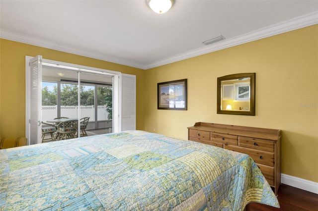 3016 CHASE CIRCLE, Sarasota, FL 34231