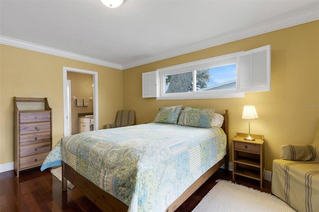 3016 CHASE CIRCLE, Sarasota, FL 34231