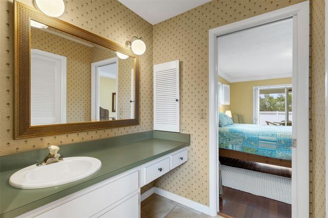 3016 CHASE CIRCLE, Sarasota, FL 34231