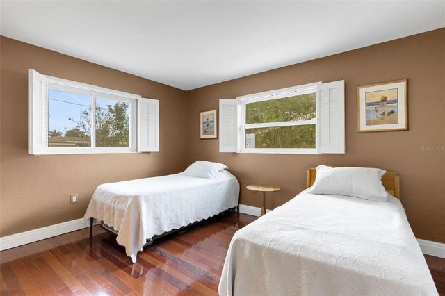 3016 CHASE CIRCLE, Sarasota, FL 34231