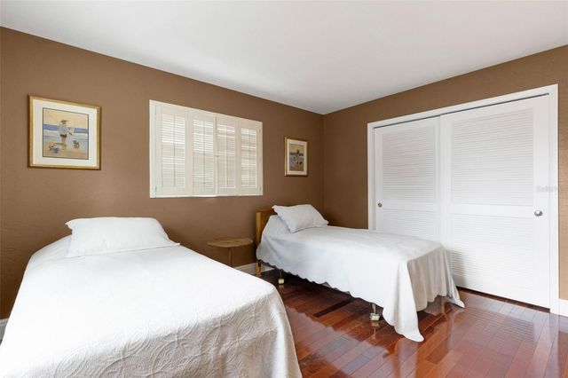 3016 CHASE CIRCLE, Sarasota, FL 34231