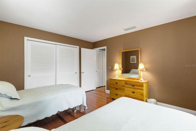 3016 CHASE CIRCLE, Sarasota, FL 34231